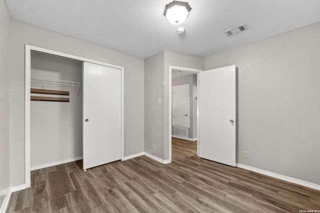 7247 Burns Crossing, San Antonio, TX 78250