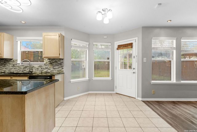 7247 Burns Crossing, San Antonio, TX 78250