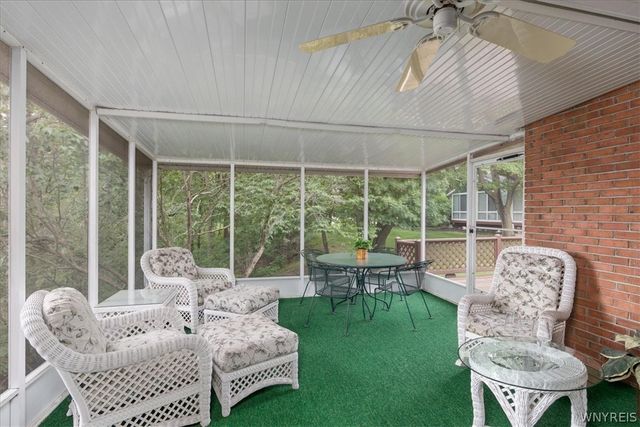 30 Hampton Hill Drive, Amherst, NY 14221