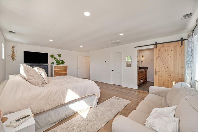 12695 Manor Way, Auburn, CA 95603
