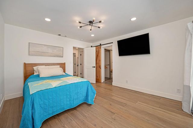 12695 Manor Way, Auburn, CA 95603