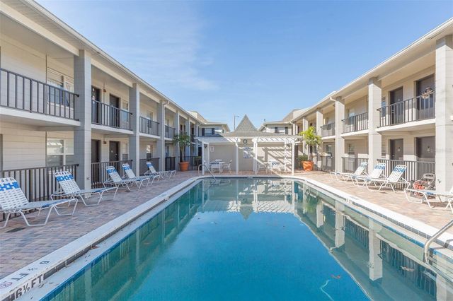 5221 S BAYSHORE BOULEVARD 10, Tampa, FL 33611