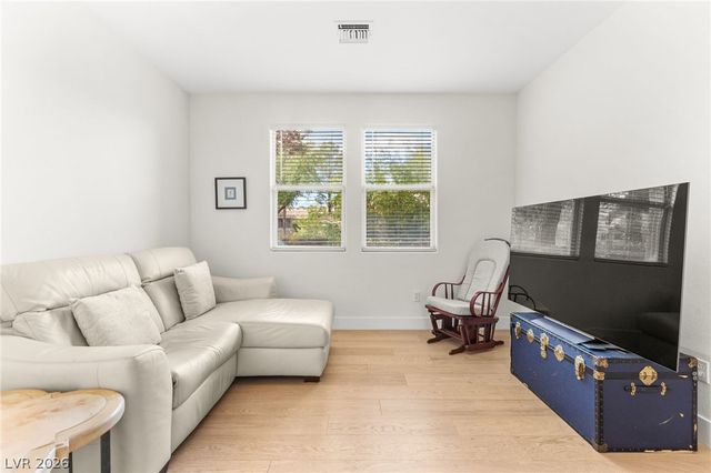 1920 Summer Palm Place 103, Las Vegas, NV 89134