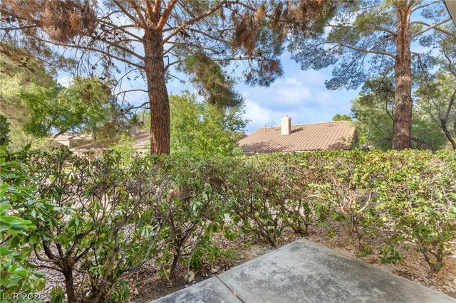 1920 Summer Palm Place 103, Las Vegas, NV 89134