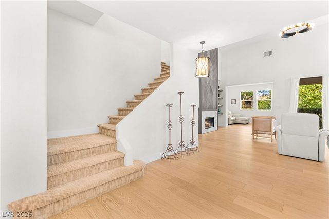 1920 Summer Palm Place 103, Las Vegas, NV 89134