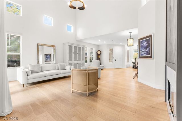 1920 Summer Palm Place 103, Las Vegas, NV 89134