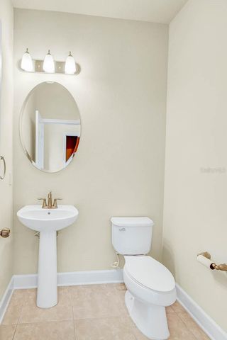 5816 VILLAGE CENTER DRIVE, Lithia, FL 33547