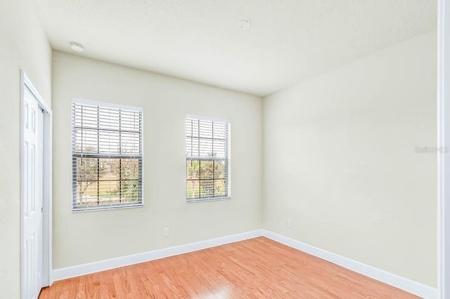 5816 VILLAGE CENTER DRIVE, Lithia, FL 33547