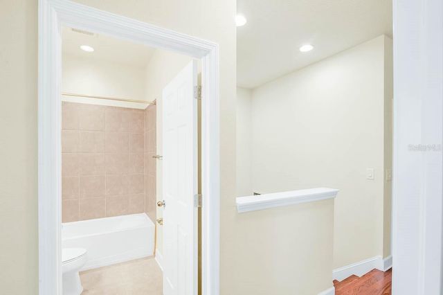 5816 VILLAGE CENTER DRIVE, Lithia, FL 33547