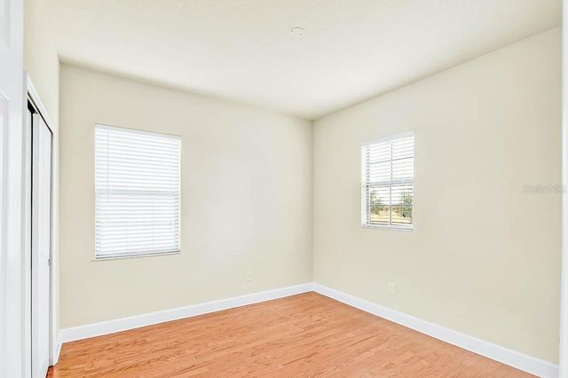 5816 VILLAGE CENTER DRIVE, Lithia, FL 33547