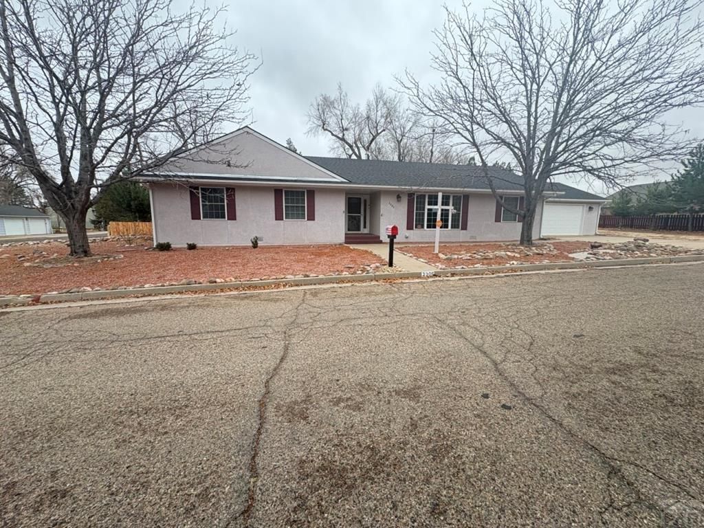 2205 Raton Ave, La Junta, CO 81050