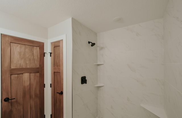 348 Highlands Avenue, Zumbrota, MN 55992