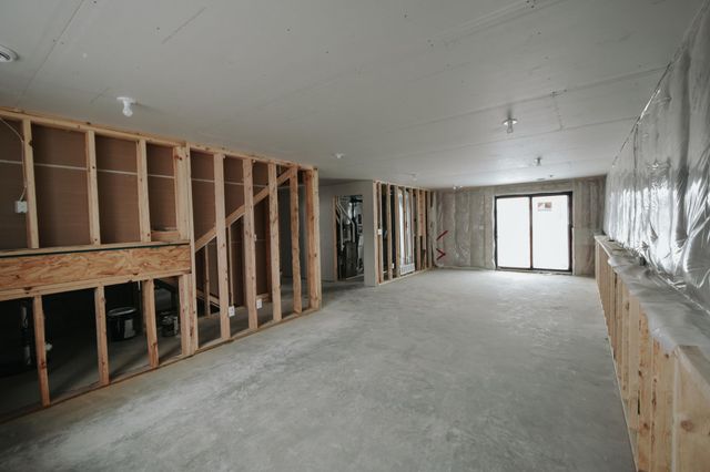 348 Highlands Avenue, Zumbrota, MN 55992