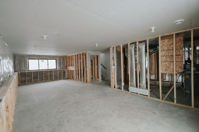 348 Highlands Avenue, Zumbrota, MN 55992