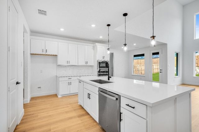 6808 Fort Parker Way, Mckinney, TX 75071