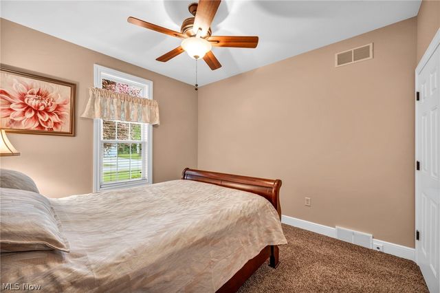 533 Terra Verde Avenue, Columbiana, OH 44408