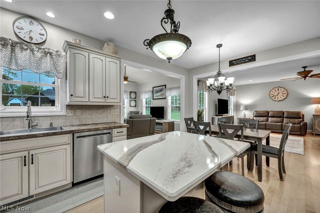 533 Terra Verde Avenue, Columbiana, OH 44408