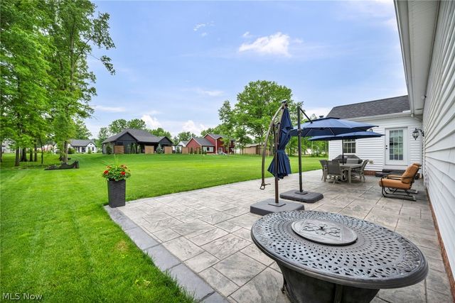 533 Terra Verde Avenue, Columbiana, OH 44408