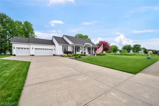 533 Terra Verde Avenue, Columbiana, OH 44408