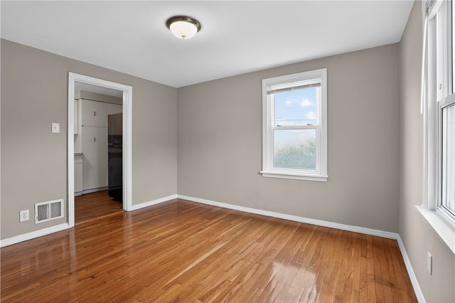 2025 Allison St, Mckeesport, PA 15132
