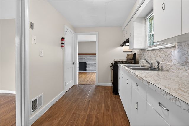 2025 Allison St, Mckeesport, PA 15132