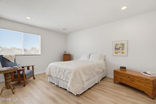 29105 E Thousand Oaks Boulevard E, Agoura Hills, CA 91301