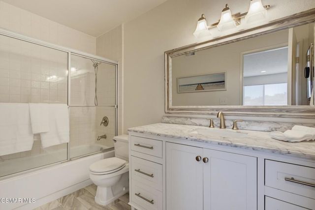 29105 E Thousand Oaks Boulevard E, Agoura Hills, CA 91301