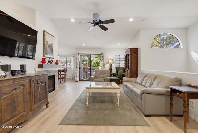 29105 E Thousand Oaks Boulevard E, Agoura Hills, CA 91301