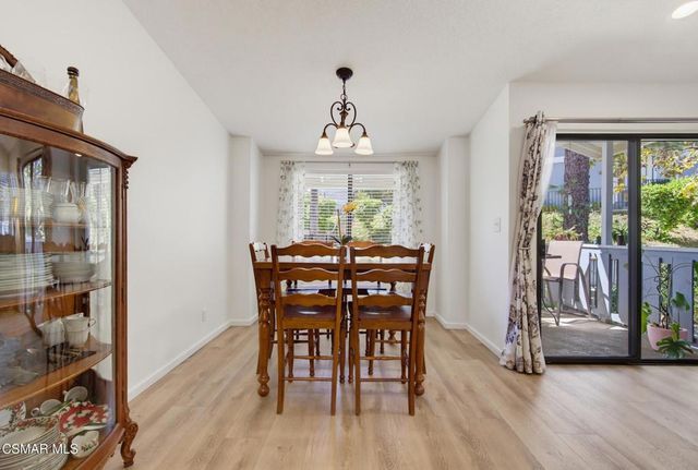 29105 E Thousand Oaks Boulevard E, Agoura Hills, CA 91301