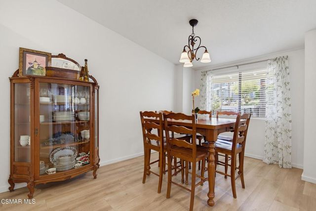 29105 E Thousand Oaks Boulevard E, Agoura Hills, CA 91301