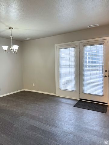 60 HAMPTON PL, Logan, UT 84341