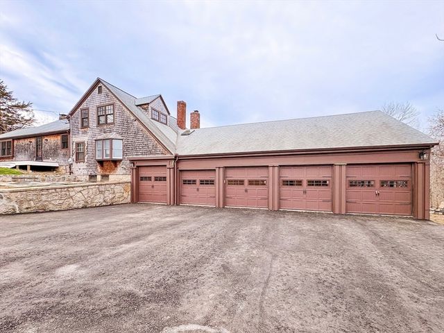 215 Sohier St, Cohasset, MA 02025