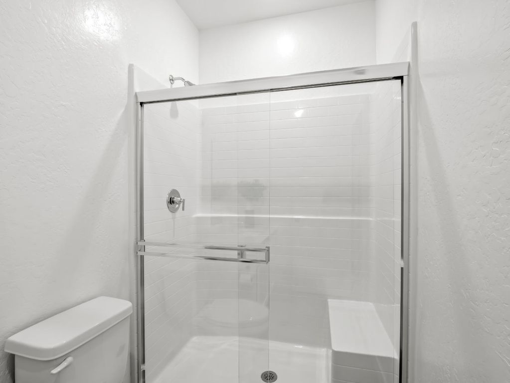 Image 19 of property listing at 1094 Sawtooth Drive W, Madera, CA 93636