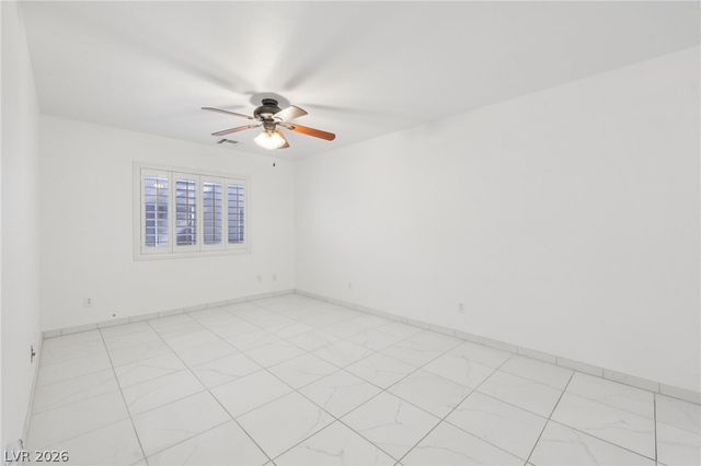 9983 Willowbrook Pond Road, Las Vegas, NV 89148