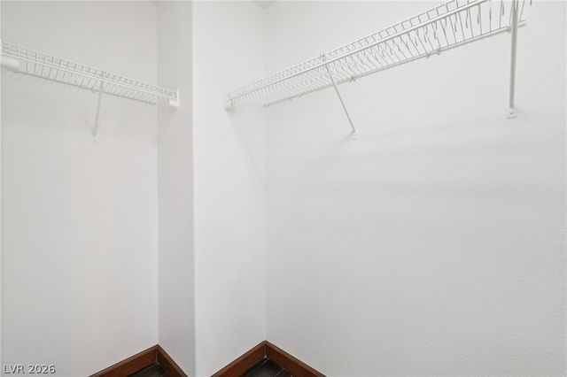 9983 Willowbrook Pond Road, Las Vegas, NV 89148