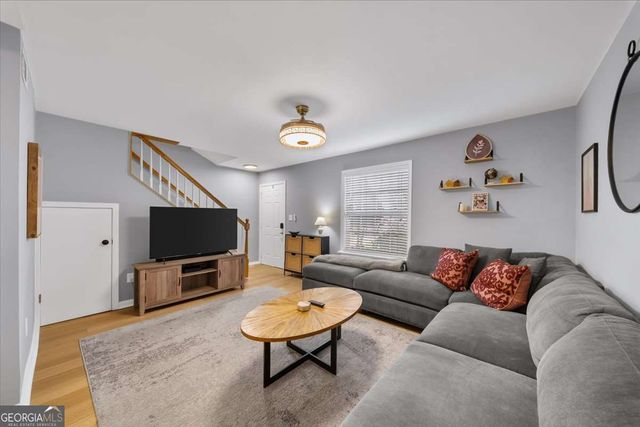 803 Brighton Point, Atlanta, GA 30328