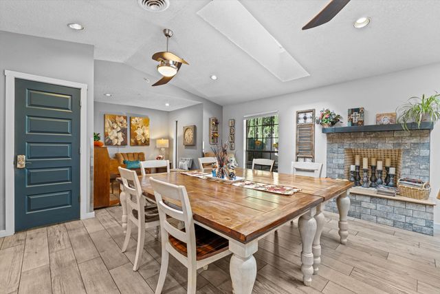 1711 Park Avenue SW, Albuquerque, NM 87104