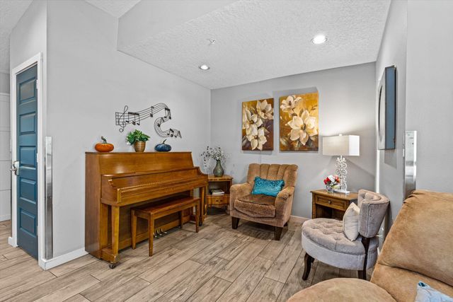 1711 Park Avenue SW, Albuquerque, NM 87104