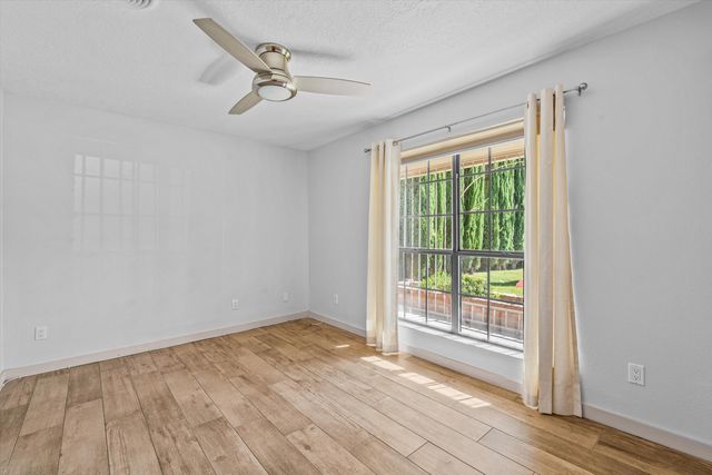 1711 Park Avenue SW, Albuquerque, NM 87104