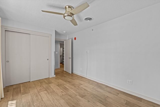 1711 Park Avenue SW, Albuquerque, NM 87104