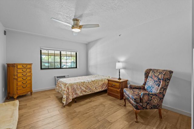 1711 Park Avenue SW, Albuquerque, NM 87104