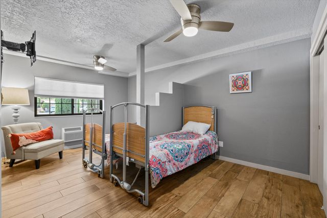 1711 Park Avenue SW, Albuquerque, NM 87104