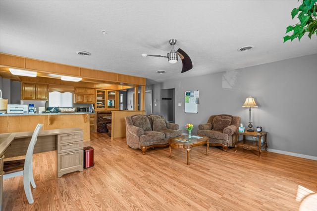 1711 Park Avenue SW, Albuquerque, NM 87104