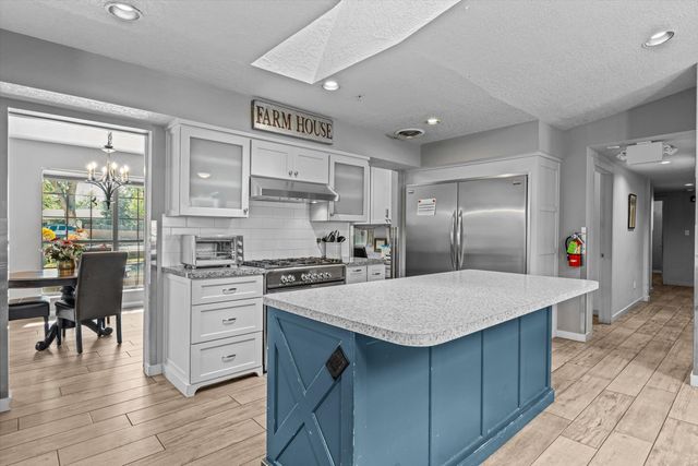 1711 Park Avenue SW, Albuquerque, NM 87104