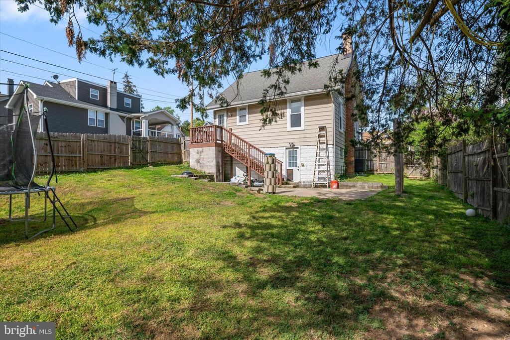 Image 25 of property listing at 37 PATAPSCO RD, Linthicum Heights, MD 21090