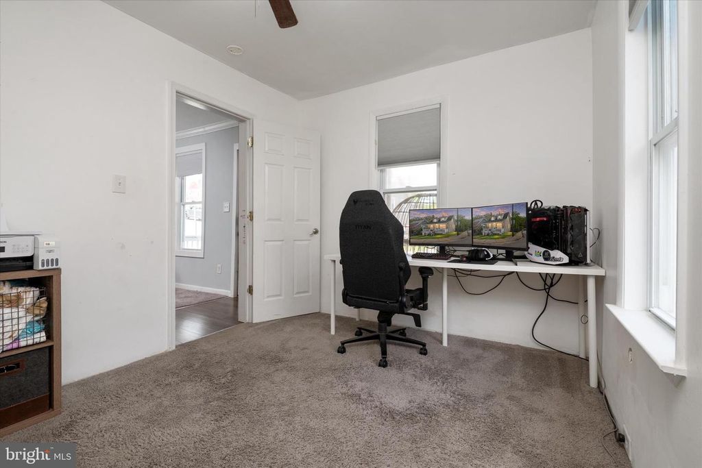 Image 8 of property listing at 37 PATAPSCO RD, Linthicum Heights, MD 21090