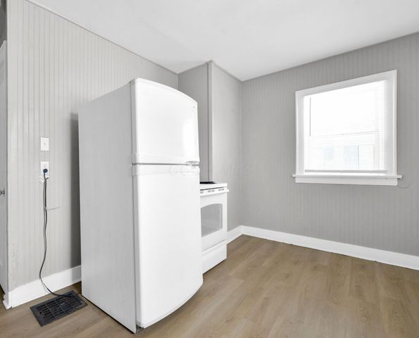 1095 -1097 E 21st Avenue, Columbus, OH 43211