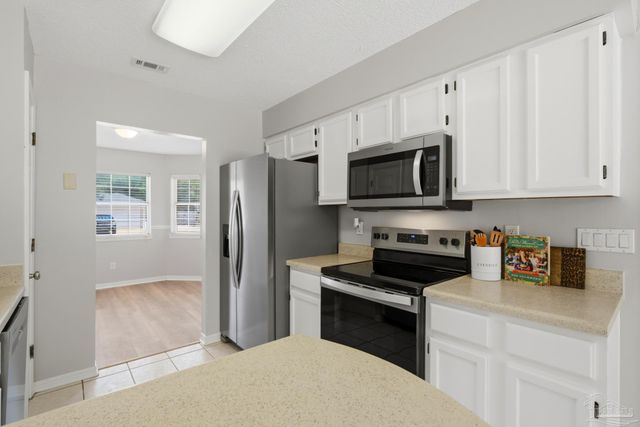 1513 Lighthouse Ct, Gulf Breeze, FL 32563