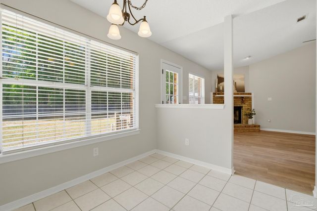 1513 Lighthouse Ct, Gulf Breeze, FL 32563