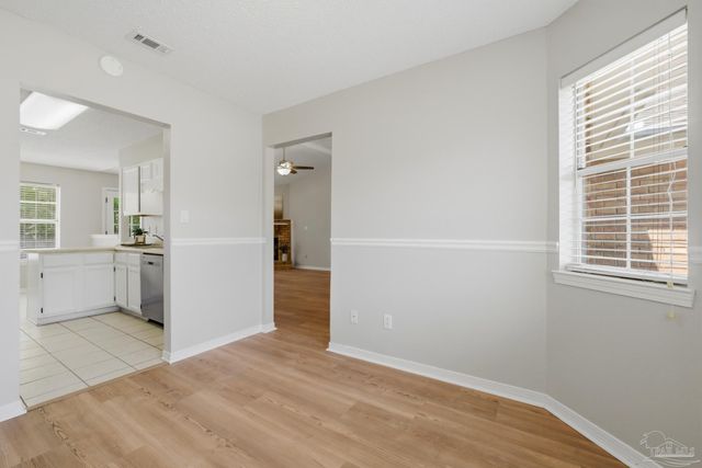 1513 Lighthouse Ct, Gulf Breeze, FL 32563